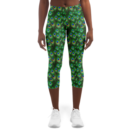 Wild Things - Peacock - Women's Capri Leggings